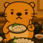 ふぐ刺し料理を前に注意を促すカワウソのキャラクター